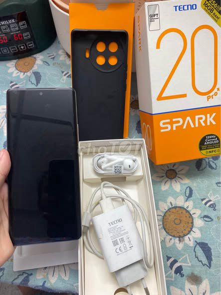 Tecno Camon Spark 20 Pro+ 256GB Trắng. Mua bán Điện thoại tại Quận 5 Tp Hồ Chí Minh được đăng bởi Hội Đồ Điện Tử hình 1
