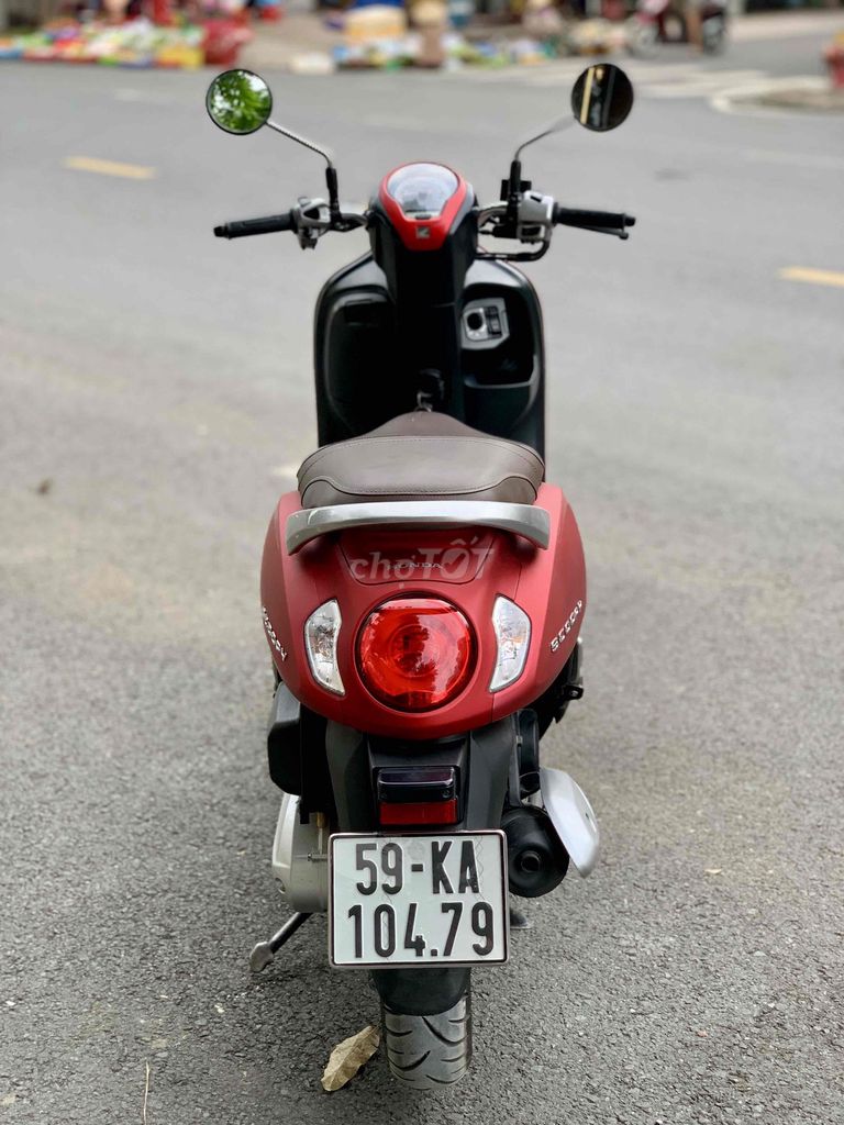 Honda Scoopy 2024 nhập Indo đỏ nhám chính chủ BSTP. Mua bán Xe máy tại Thành phố Thủ Đức Tp Hồ Chí Minh được đăng bởi Khương Phan hình 9