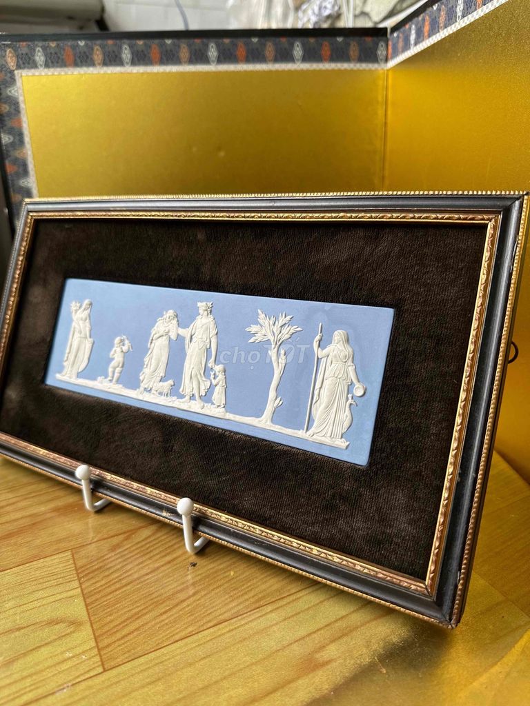 Tranh gốm Wedgwood Anh 1960 32x18cm