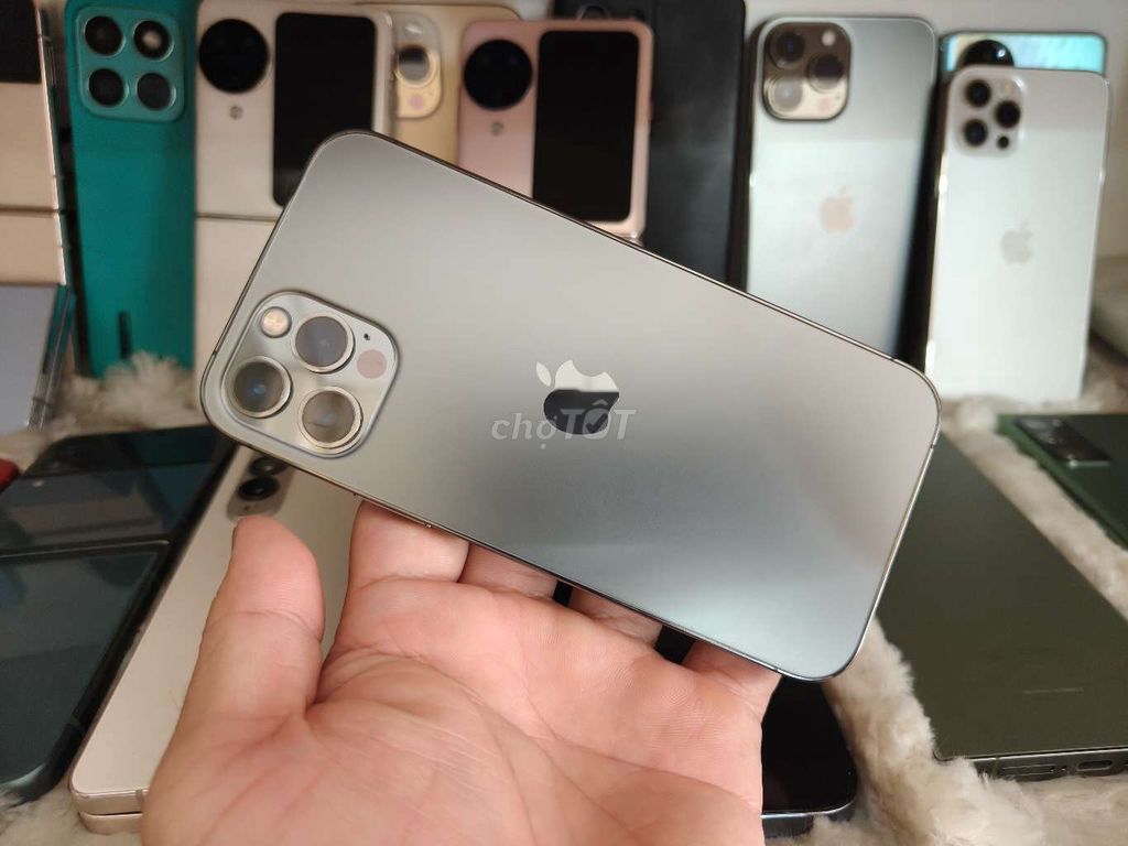 Apple iPhone 12 Pro 512GB Xám. Mua bán Điện thoại tại Quận Tân Phú Tp Hồ Chí Minh được đăng bởi LUCKY SHOP hình 1