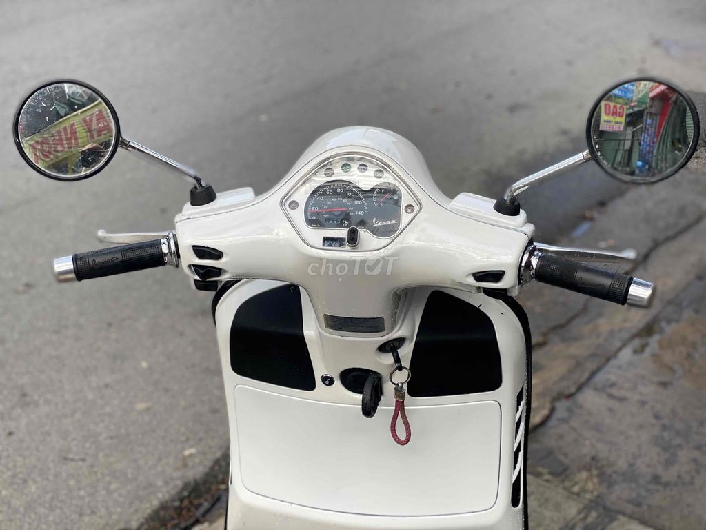 BÁN XE VESPA GTS. BS 174.74. XE ĐẸP MÁY ZIN ÊM. Mua bán Xe máy tại Thành phố Thủ Đức Tp Hồ Chí Minh được đăng bởi Xe Máy Quốc Hằng góp 0 đồng hình 3