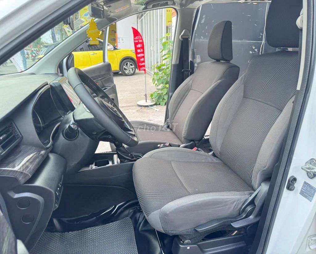 Suzuki Ertiga 2022 hybrid AT đẹp như mới. Mua bán Ô tô tại Thành phố Thủ Dầu Một Bình Dương được đăng bởi Oto An Suong hình 9