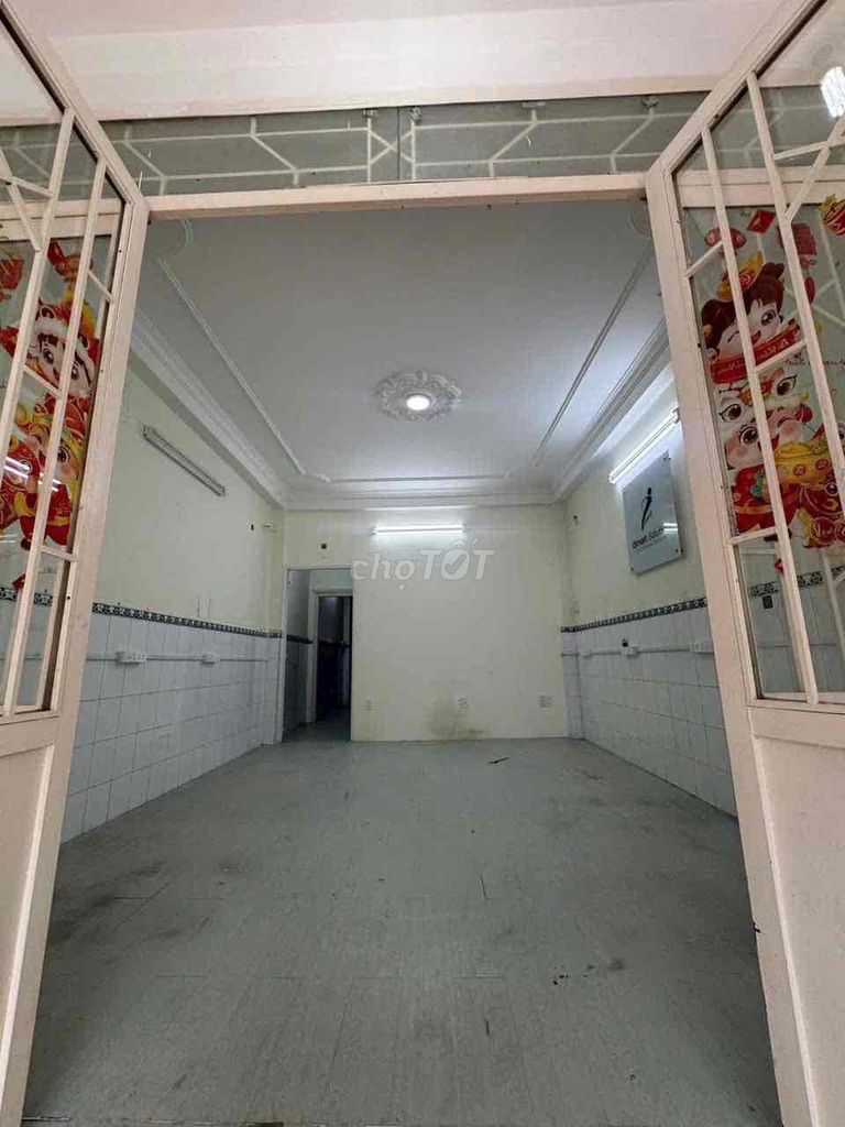 Аренда · 3 комн. · 74 м² · Quận Tân Phú, ул. Đường Thoại Ngọc Hầu