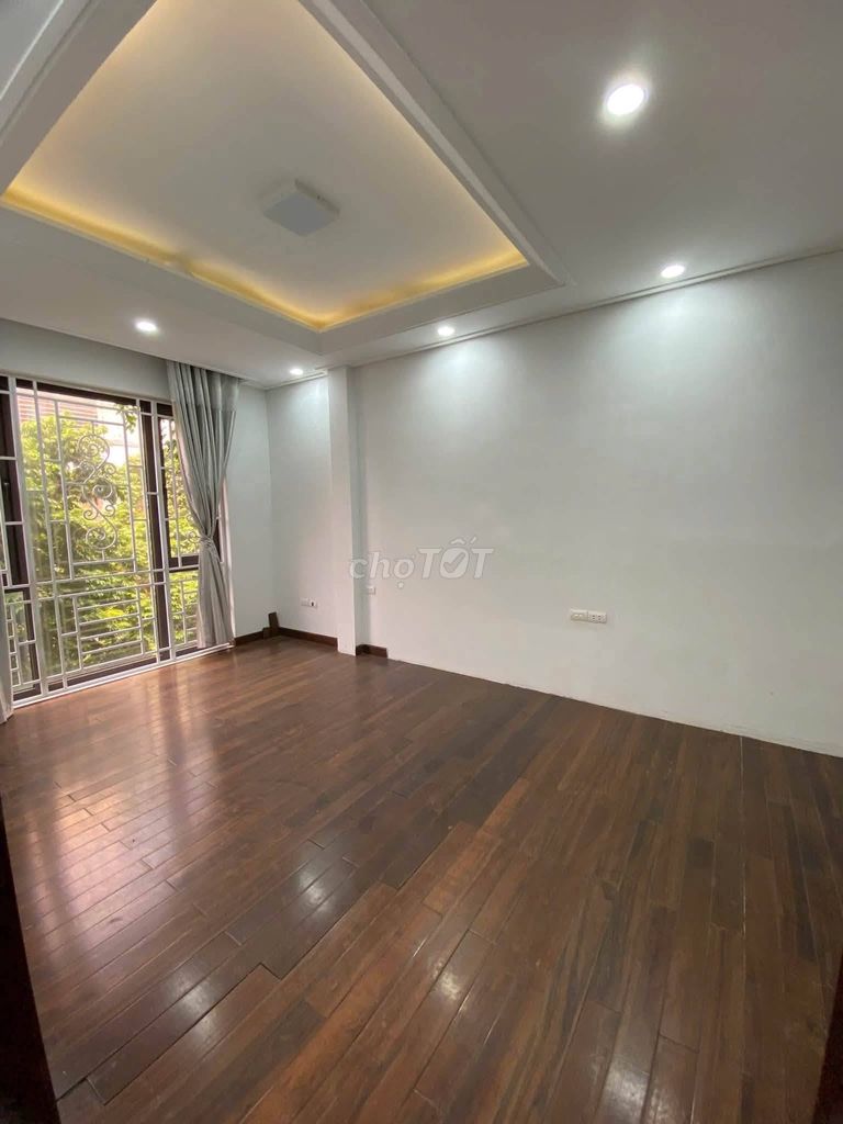 Аренда дома с садом в районе Тонг Кук 5, Тан Trieu, 100 кв.м, 4 этажа