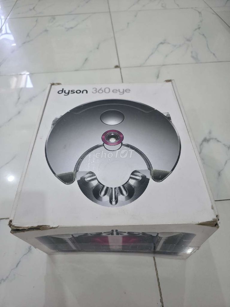 Robot hút bụi Dyson 360 Eye Bạc. Mua bán Nội thất, đồ gia dụng khác tại Thành phố Thủ Đức Tp Hồ Chí Minh được đăng bởi Hieulai hình 1