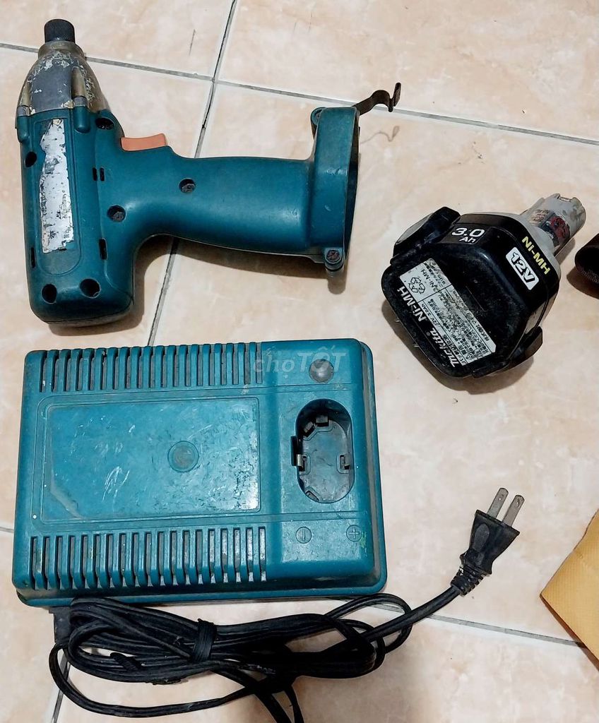 Máy bắn vít Makita nội địa Nhật