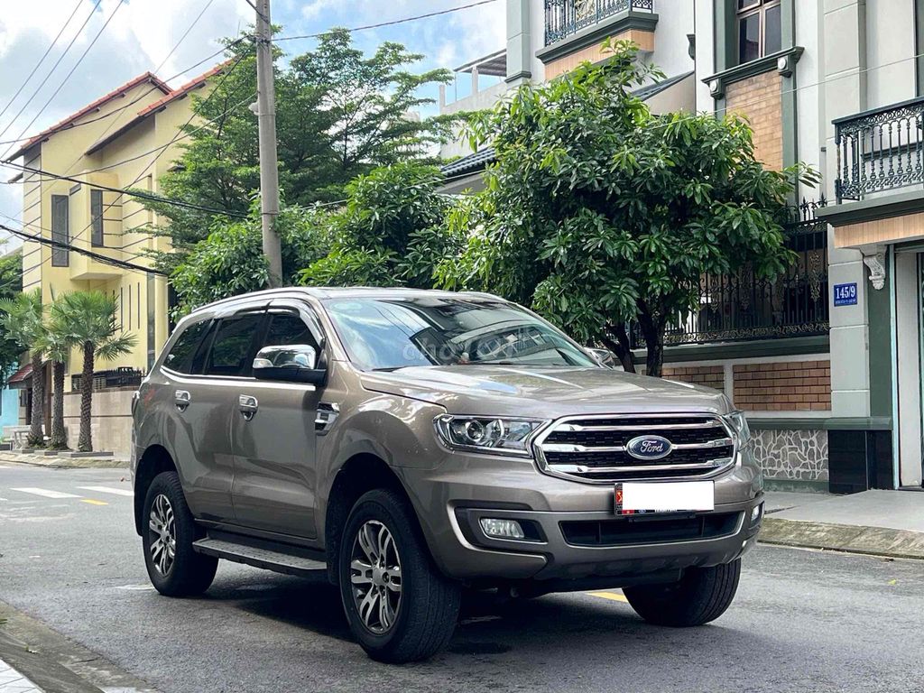 Ford Everest 2018 Trend 2.0L 4x2 AT - 76000 km. Mua bán Ô tô tại Quận Gò Vấp Tp Hồ Chí Minh được đăng bởi Ngô minh Nam hình 1