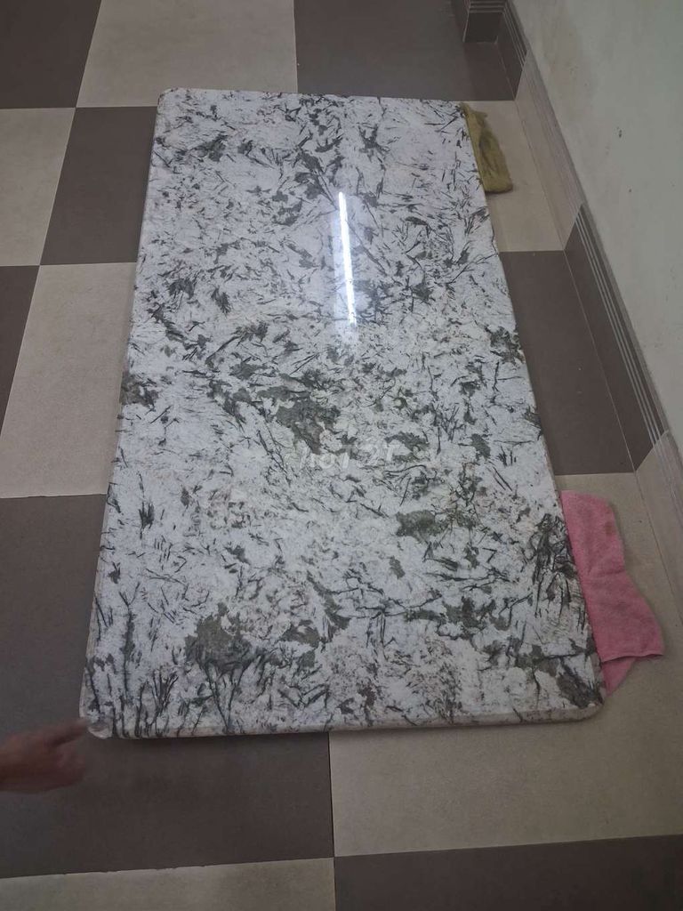 Mặt bàn đá Trắng vân đen 180x80cm 2cm. Mua bán Bàn ghế tại Quận Hà Đông Hà Nội được đăng bởi Vũ Quang Thái hình 1