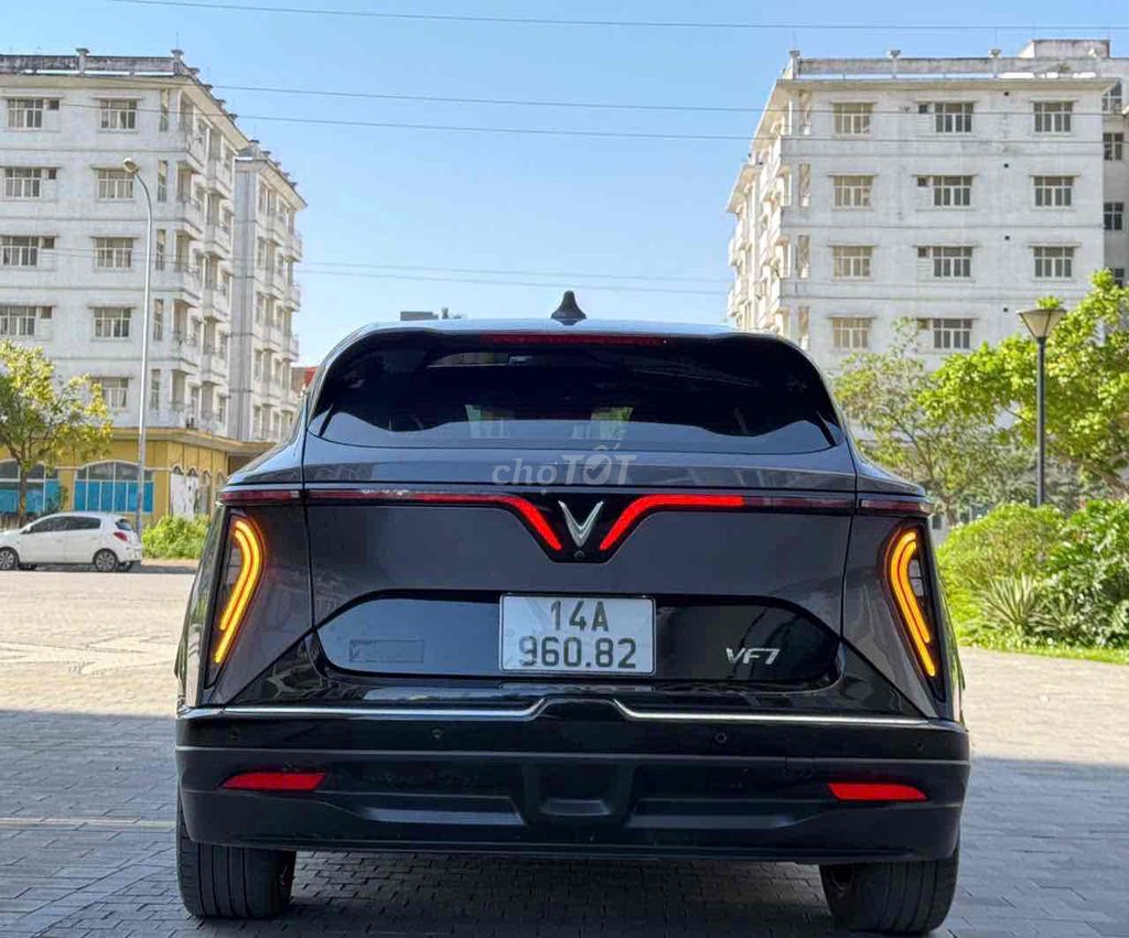 VinFast VF7 2024 Plus 2 động cơ full options. Mua bán Ô tô tại Quận Long Biên Hà Nội được đăng bởi Phát Vũ Vinfast hình 1