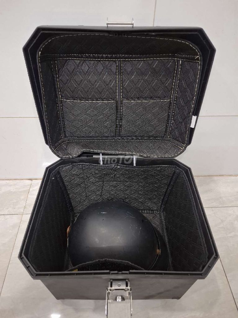 Thùng nhựa 36lít và kèm điện thoại chống rung. Mua bán Phụ tùng xe tại Thành phố Thủ Đức Tp Hồ Chí Minh được đăng bởi Hoàng hình 4