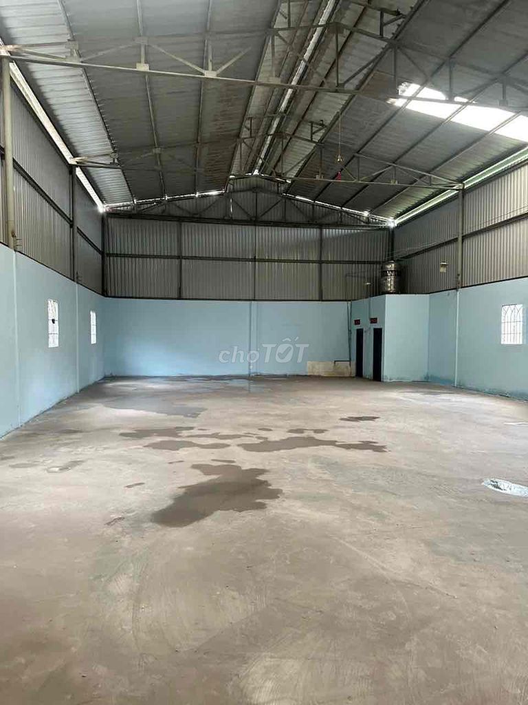 Kho xưởng cho thuê 400m2 mt điện 3fa