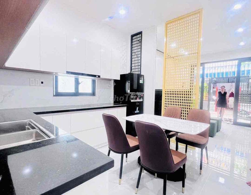 Pet-friendly 2-storey house on Nguyễn Duy Cung — photo 6