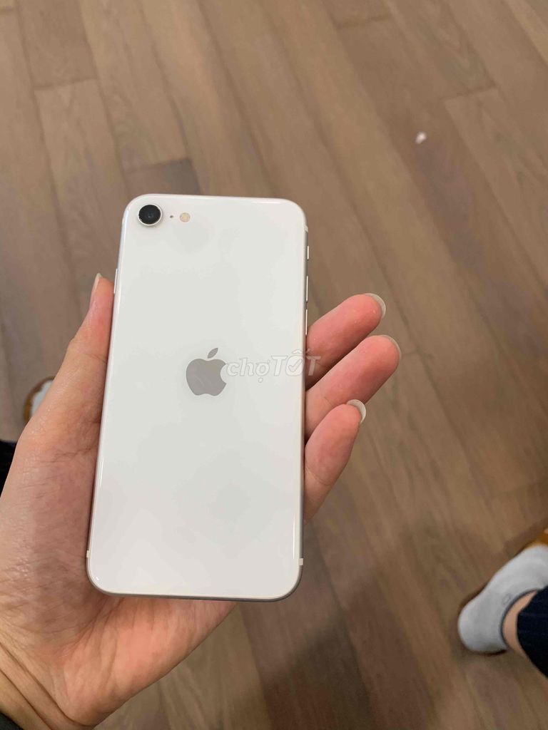 Apple iPhone se 2020 zin. Mua bán Điện thoại tại Quận Long Biên Hà Nội được đăng bởi Nguyễn Thái Dương hình 1