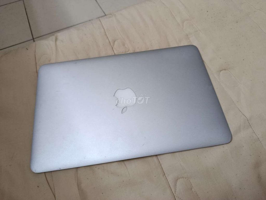 Macbook air 2013 ram 4/128