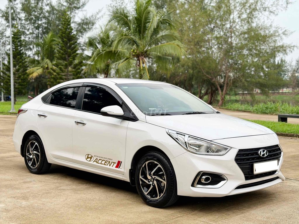 Hyundai Accent 1.4MT 2018 Белый 80 000 км