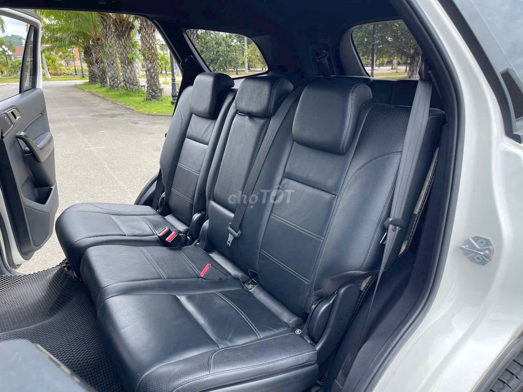 Ford Everest 2019 Titanium 1 cầu - 65000 km. Mua bán Ô tô tại Quận 3 Tp Hồ Chí Minh được đăng bởi  Sài Gòn Ford Used Car hình 11