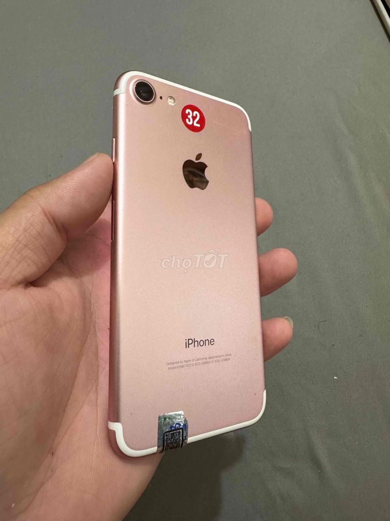 Apple iPhone 7 32GB Vàng hồng. Mua bán Điện thoại tại Quận Thanh Khê Đà Nẵng được đăng bởi Táo Đẹp  hình 1