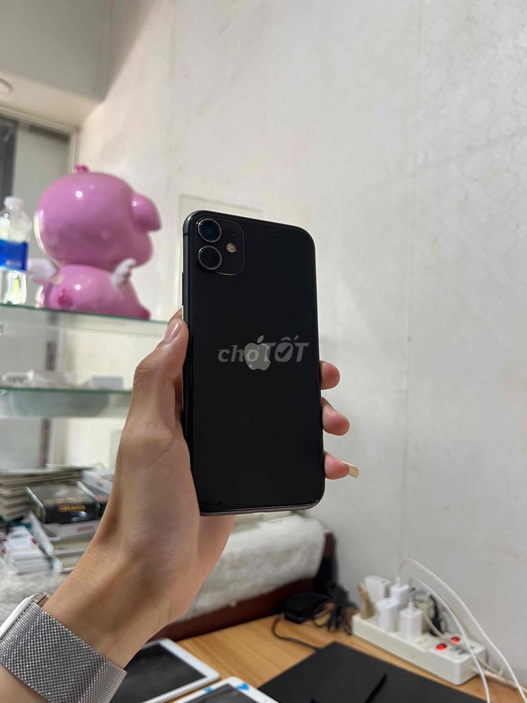 iPhone 11 128 Quốc tế  Full chức năng không lỗi lầ. Mua bán Điện thoại tại Thành phố Buôn Ma Thuột Đắk Lắk được đăng bởi Đoàn Đức Tuấn hình 1