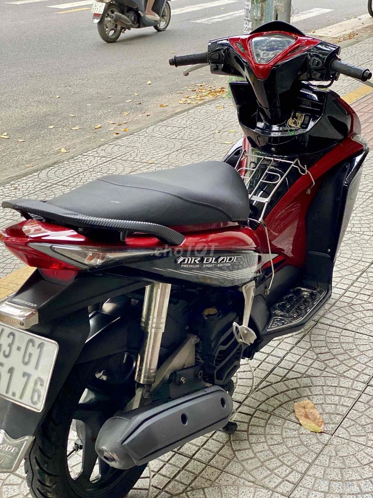 🌈HondaAB Fi đẹp keng, máy rin siêu êm- CÓ TRẢ GÓP. Mua bán Xe máy tại Quận Thanh Khê Đà Nẵng được đăng bởi XE MÁY TRẢ GÓP LONG MOTOR hình 5