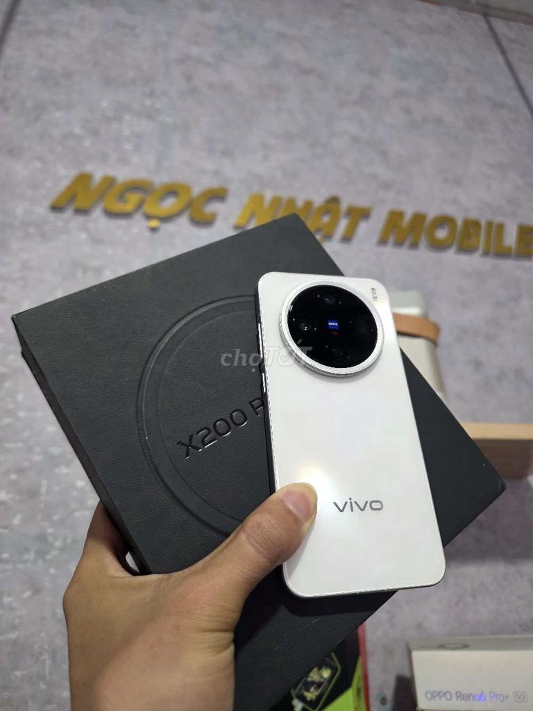 Vivo X200 ProMini (12/256) FullBox Camera VIP. Mua bán Điện thoại tại Thành phố Buôn Ma Thuột Đắk Lắk được đăng bởi Nguyễn Ngọc Nhật hình 1