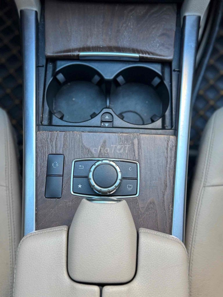 Mercedes E200 sx 2015 đẹp giá tốt. Mua bán Ô tô tại Quận Cầu Giấy Hà Nội được đăng bởi Cao Quý hình 13