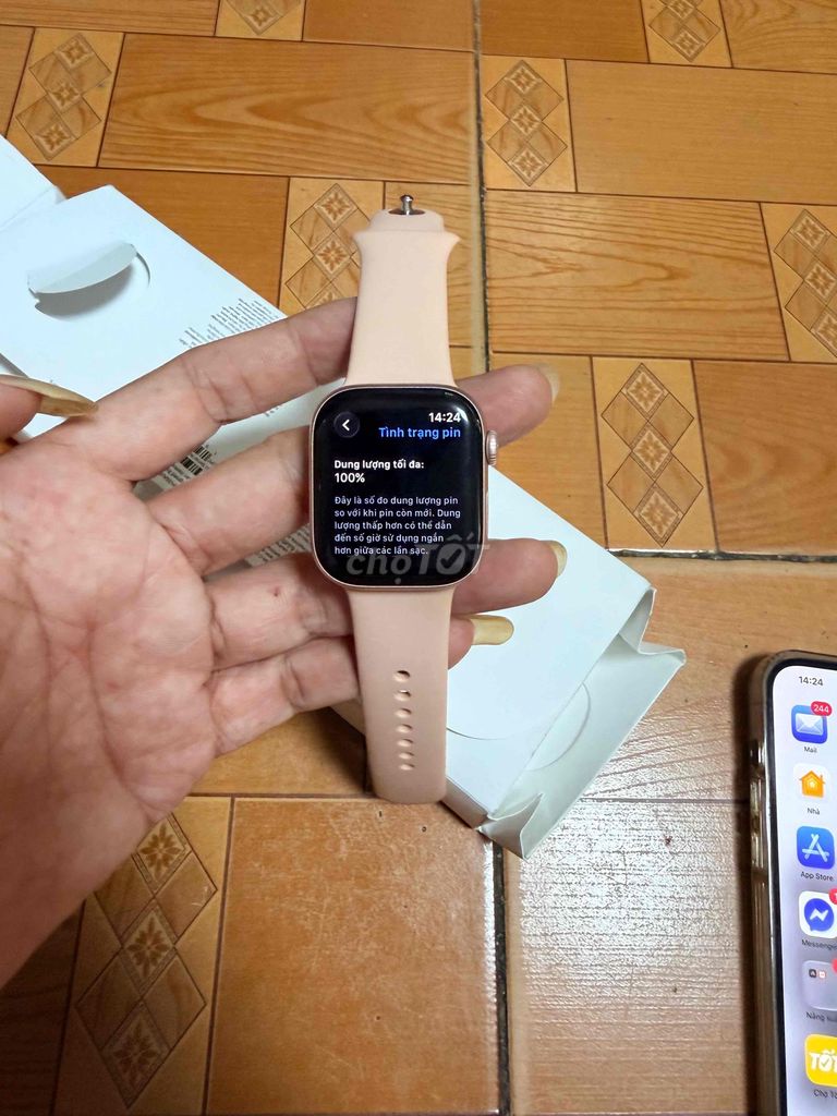 Apple Watch Series 10 42MM GPS Vàng full box. Mua bán Thiết bị đeo thông minh tại Quận 6 Tp Hồ Chí Minh được đăng bởi Chuyên mua bán điện thoại laptop hình 1