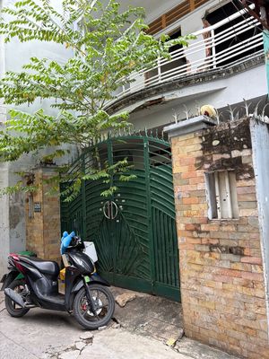 Bán nhà nát 54,5m² thổ cư hẻm Phan Văn Trị, Bình Thạnh, sổ riêng