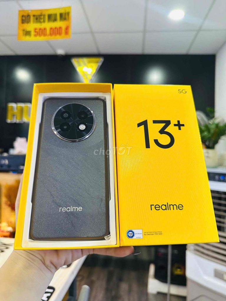 Realme 13 plus 5G 8/256G new. Mua bán Điện thoại tại Thành phố Bến Tre Bến Tre được đăng bởi HươngGiangmobile hình 1