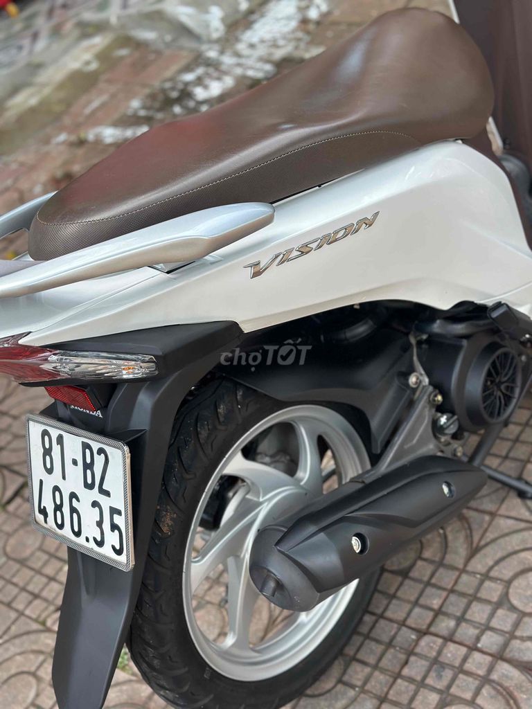 Honda Vision 2018 màu Trắng. Mua bán Xe máy tại Thành phố Pleiku Gia Lai được đăng bởi Xe Máy Nguyễn Vũ Gialai hình 4