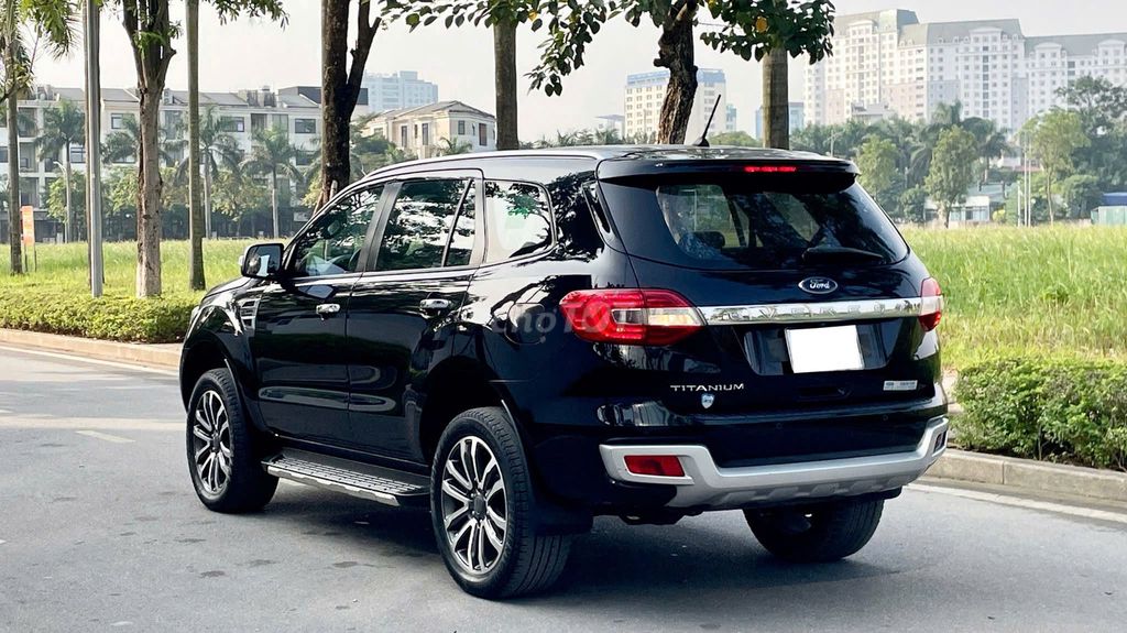 Ford Everest 2020 bản cao cấp 1 cầu giá 8xx. Mua bán Ô tô tại Quận Bắc Từ Liêm Hà Nội được đăng bởi Trung Auto 26 Phạm Văn Đồng hình 9