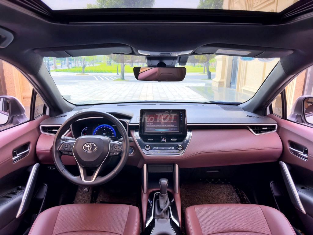 Toyota Corolla Cross 1.8HV 2020, tiết kiệm với HV. Mua bán Ô tô tại Quận Long Biên Hà Nội được đăng bởi Long Biên Cars hình 5