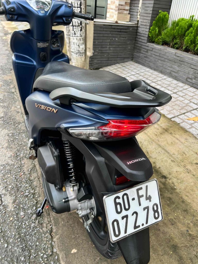 Vison đặc biệt xanh nhám. Mua bán Xe máy tại Thành phố Biên Hòa Đồng Nai được đăng bởi Khiêm Đỗ hình 2