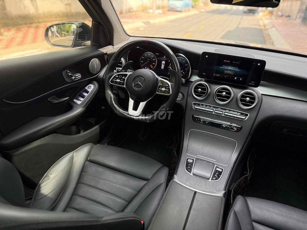 Mercedes GLC 300 4MATIC 2021  𝘽𝙞ể𝙣 𝙎ố Đấ𝐮 𝐆𝐢á. Mua bán Ô tô tại Thành phố Thủ Đức Tp Hồ Chí Minh được đăng bởi Vũ Vũ hình 9