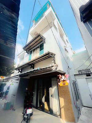 Nhà phố 42 m² · 3 PN · Đường Huỳnh Tấn Phát