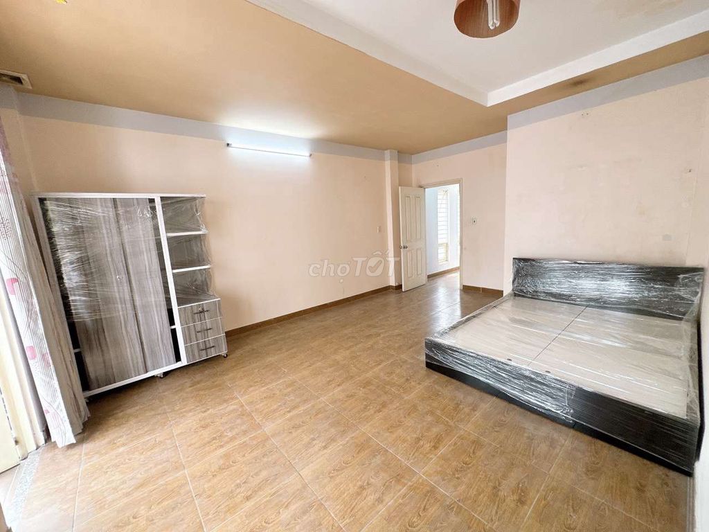 CĂN HỘ RỘNG MÁY LẠNH,  NÓNG LẠNH 