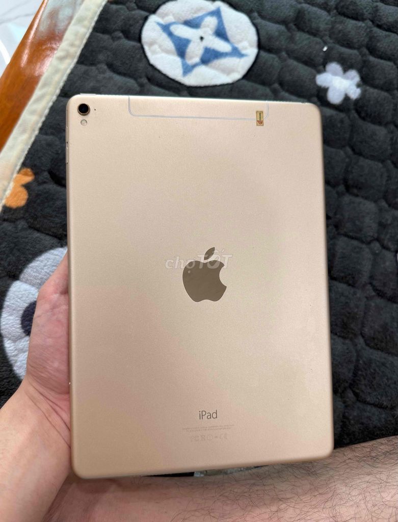 Apple iPad Pro (9.7 inch) 4G/Wifi. Mua bán Máy tính bảng tại Quận Cầu Giấy Hà Nội được đăng bởi me hình 1