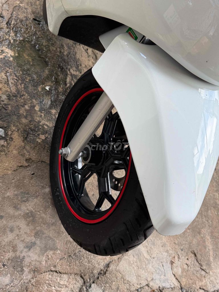 Электроскутер VinFast Evo Gran Белый 3000 км