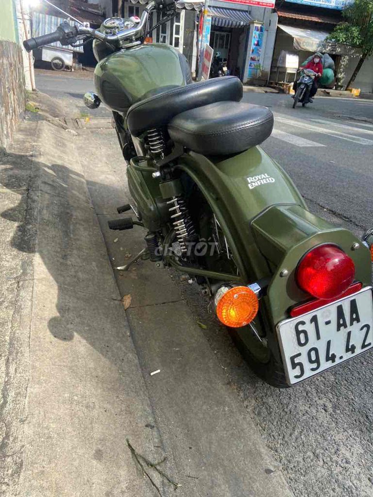 Cần bán xe Royal Enfield Classic 500 xe lướt đẹp. Mua bán Xe máy tại Quận Tân Phú Tp Hồ Chí Minh được đăng bởi Huy Võ hình 6