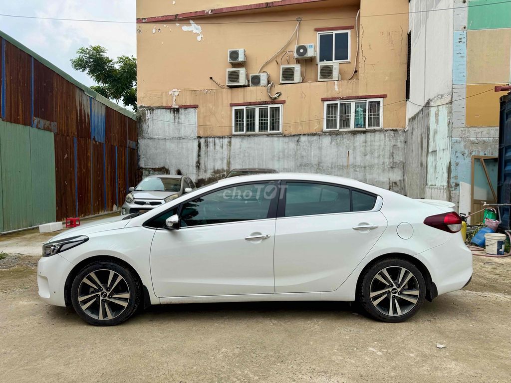 Kia Cerato 2018 1.6 AT - 79368 km. Mua bán Ô tô tại Quận 12 Tp Hồ Chí Minh được đăng bởi Mr Nhựt chuyên xe hơi lướt chuẩn Toyota Sure hình 7