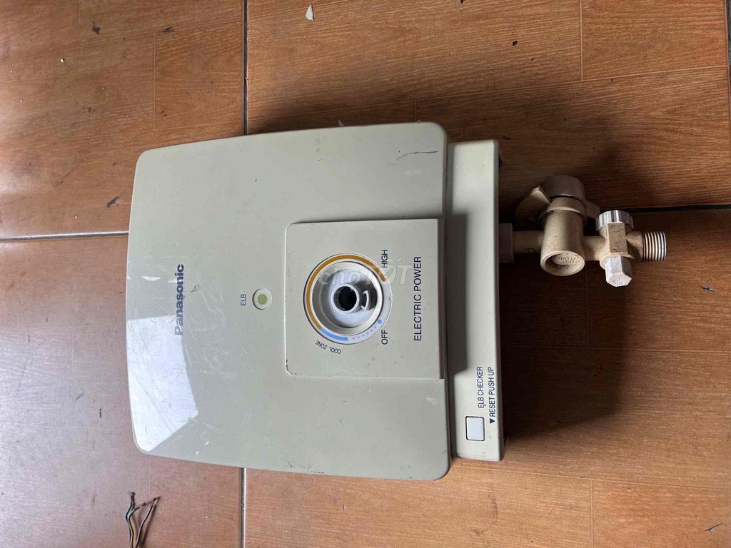 Máy nước nóng Panasonic DH-3DL1W.. Mua bán Thiết bị vệ sinh, nhà tắm tại Quận Phú Nhuận Tp Hồ Chí Minh được đăng bởi Bông Lê hình 1