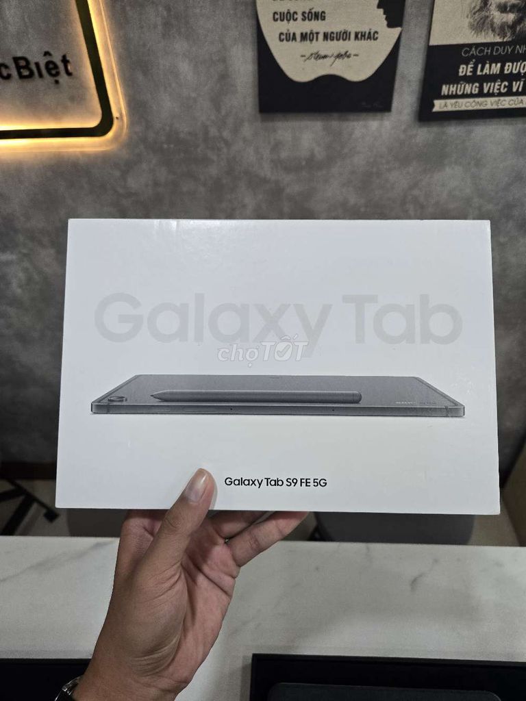 Samsung Tab S9 Fe 5G New Seal 128G Mỹ