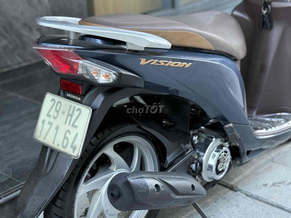 Honda Vision 110 Smartkey 2021 Xanh đá 29H2. Mua bán Xe máy tại Quận Ba Đình Hà Nội được đăng bởi Xe Máy Nam Thi hình 3