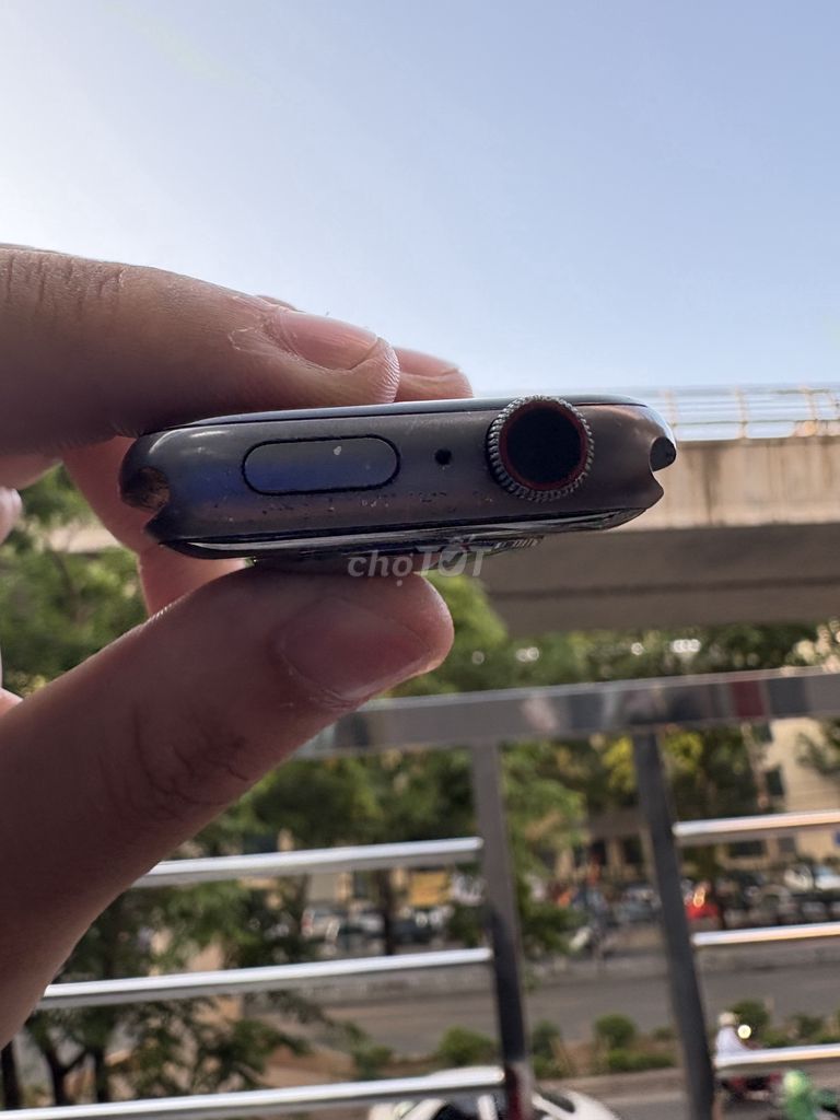 Apple Watch Series 4 44mm Nhôm đen. Mua bán Thiết bị đeo thông minh tại Quận Hai Bà Trưng Hà Nội được đăng bởi Anh Đức Trần hình 2