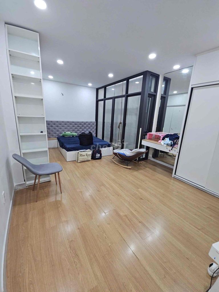 NHÀ MẶT TIỀN ĐƯỜNG HIỀN VƯƠNG FULL NỘI THẤT - 4m x 20m - 2 LẦU- 3PN