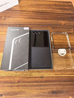 Samsung Z Flip 7 (Flip7) 512GB Jetblack Chính hãng. Mua bán Điện thoại tại Quận 6 Tp Hồ Chí Minh được đăng bởi Điện thoại chất mỗi ngày