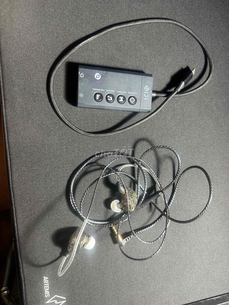 Tai nghe Bluetooth màu Đen mới. Mua bán Tivi, Âm thanh tại Quận Nam Từ Liêm Hà Nội được đăng bởi Đỗ Trường hình 1