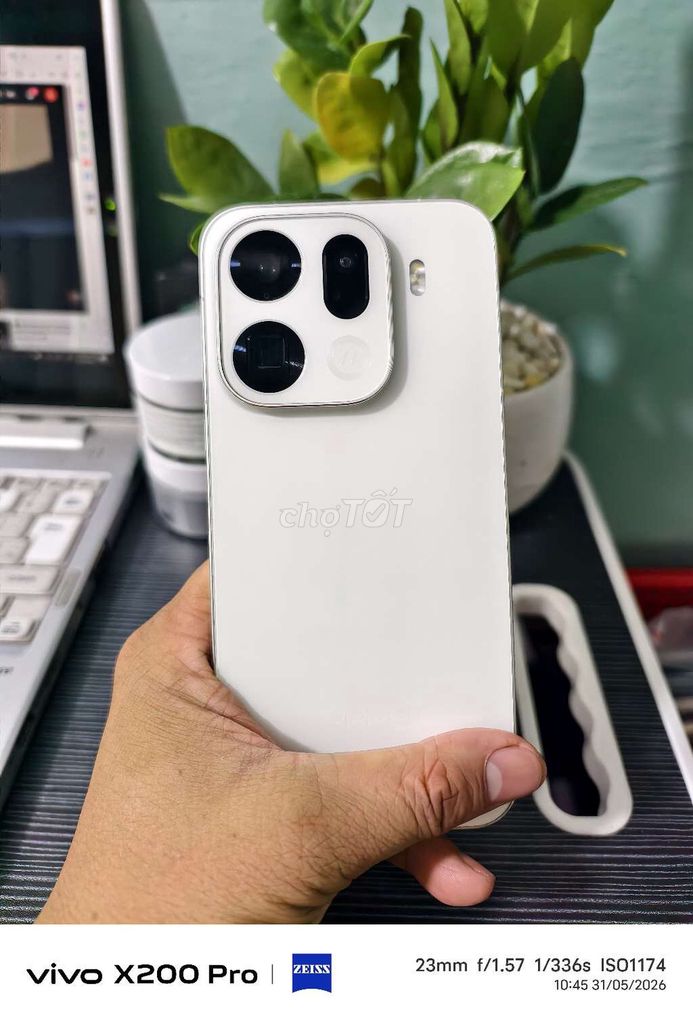 OPPO Find X9 Pro Trắng. Mua bán Điện thoại tại Thành phố Thủ Đức Tp Hồ Chí Minh được đăng bởi Nguyễn Long Hoàng hình 1