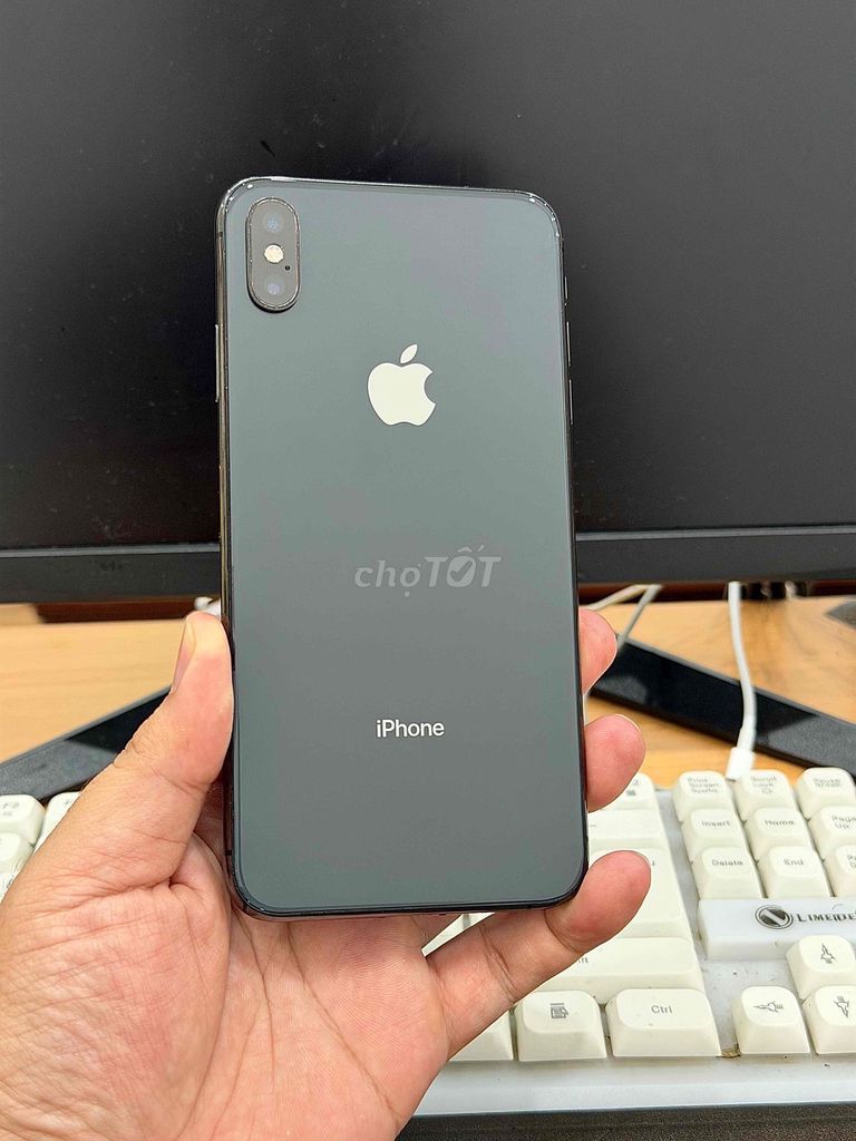 Apple iPhone XS Max 64GB Xám Quốc Tế. Mua bán Điện thoại tại Quận Ninh Kiều Cần Thơ được đăng bởi Cầm Đồ Tấn Lợi hình 1