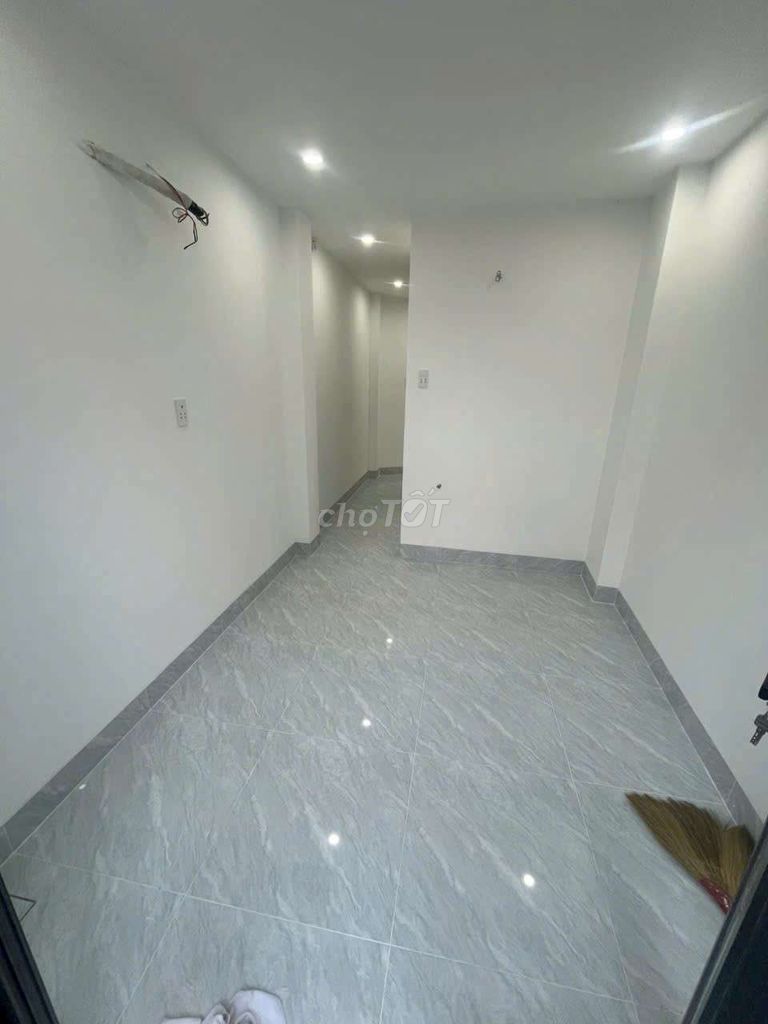 4 PHÒNG MẶT TIỀN ĐƯỜNG BÃI SẬY 