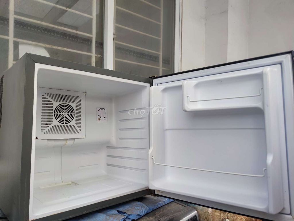 Tủ Làm Mát Đồ Uống Simplehome. Mua bán Tủ lạnh tại Quận 3 Tp Hồ Chí Minh được đăng bởi Hoàng Công hình 2